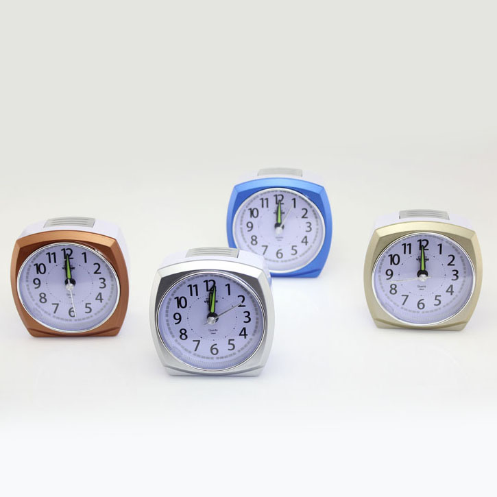 #2793 #24516 Quartz Analog Alarm Clock With Light 