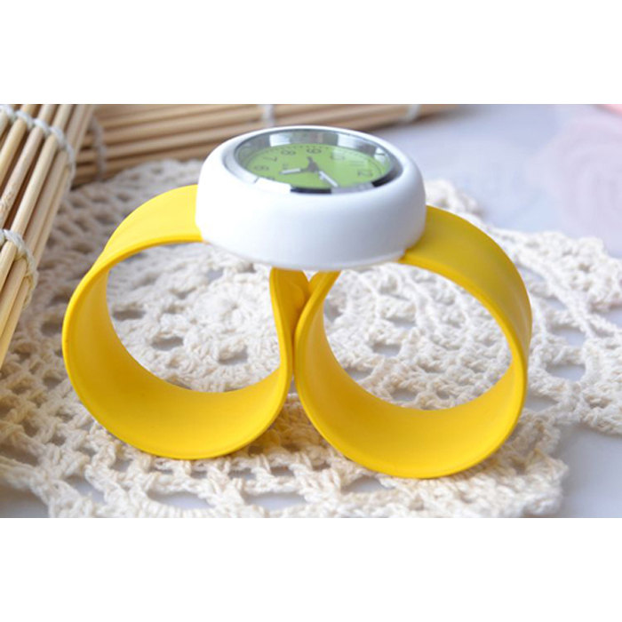 slap watch, slap on watch, silicone snap watch- 7027 round shape watch small